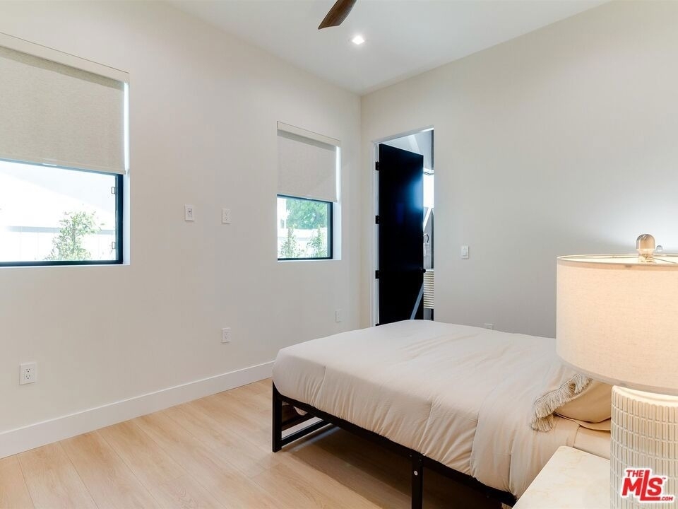 5929 Hesperia Avenue - Photo 29