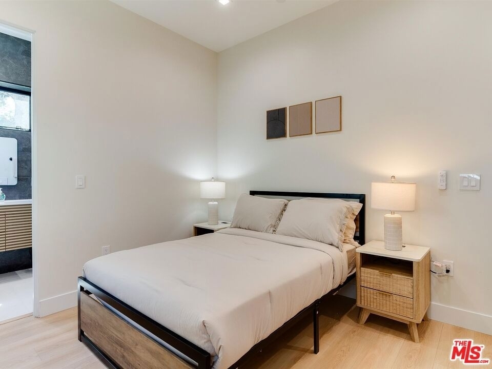 5929 Hesperia Avenue - Photo 30