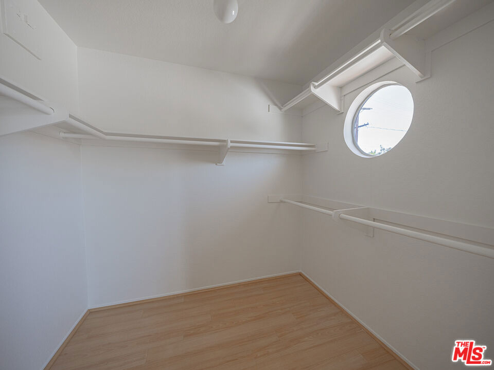 1246 E Lexington Drive - Photo 14