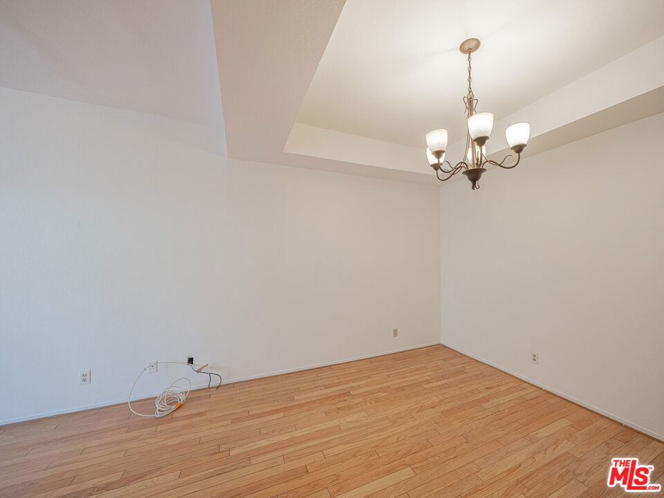 1246 E Lexington Drive - Photo 6