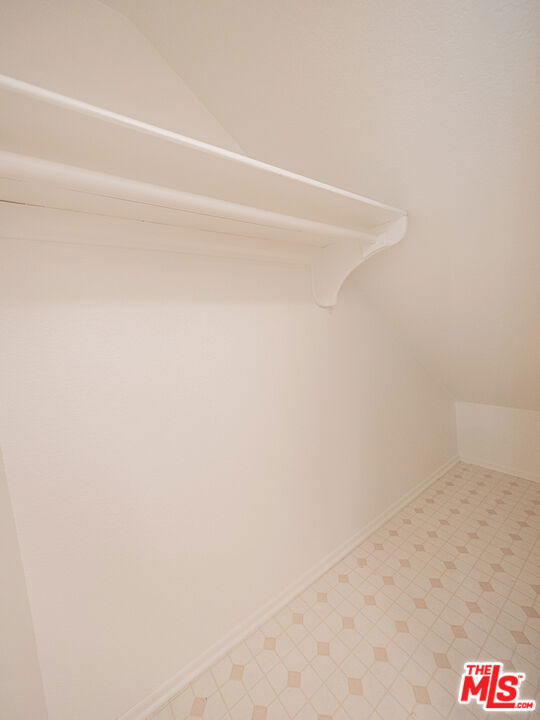 1246 E Lexington Drive - Photo 5