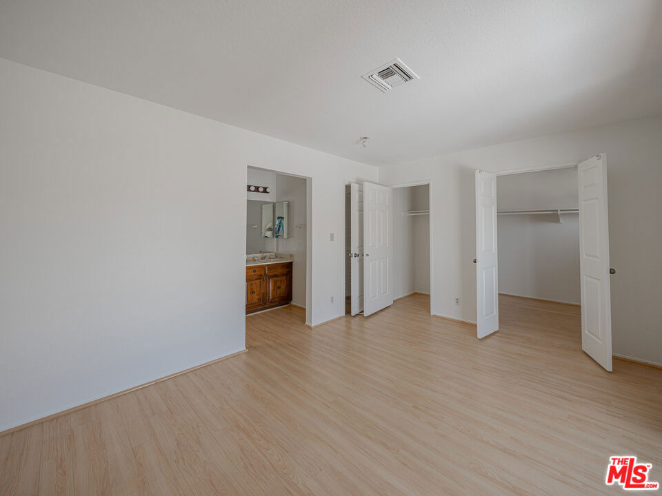 1246 E Lexington Drive - Photo 15