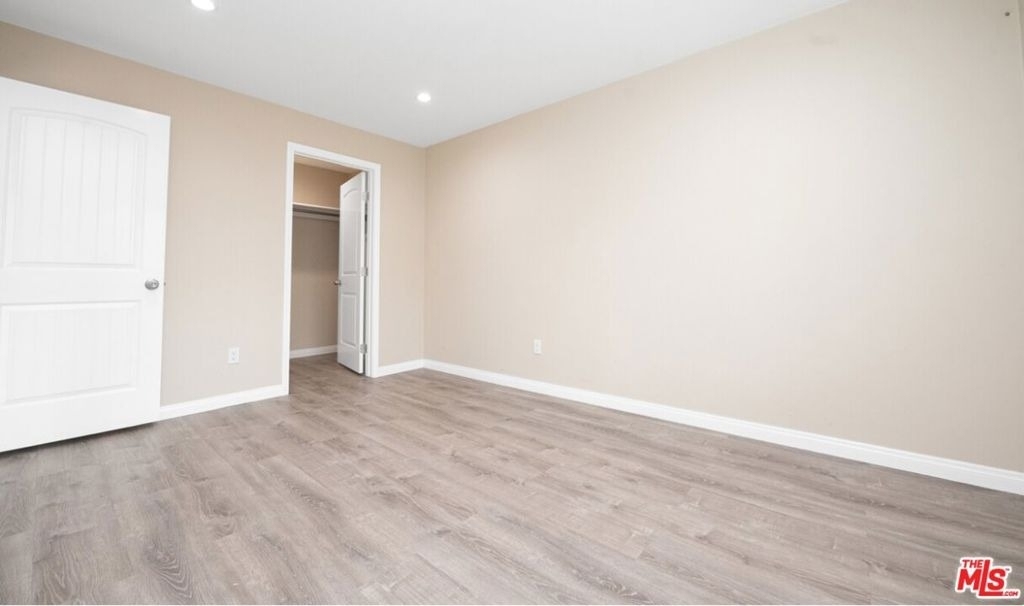 2742 S Rimpau Boulevard - Photo 5