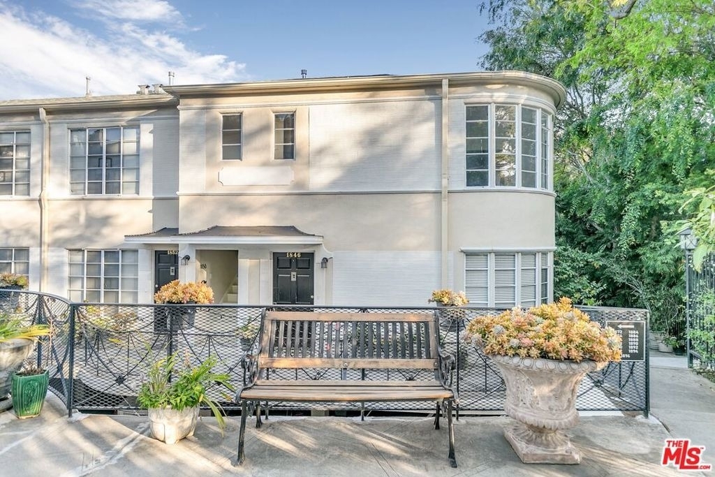 1882 El Cerrito - Photo 17