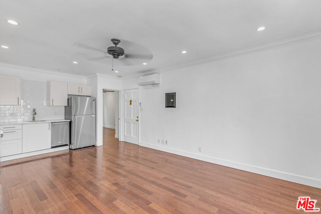 1882 El Cerrito - Photo 3