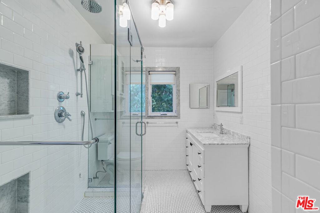 1882 El Cerrito - Photo 12