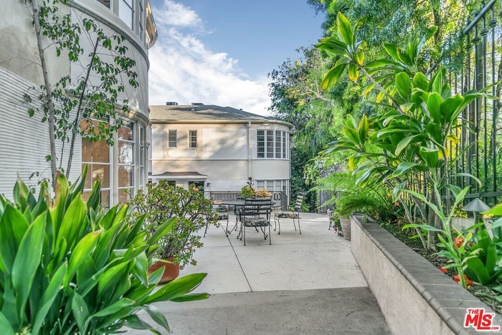 1882 El Cerrito - Photo 16