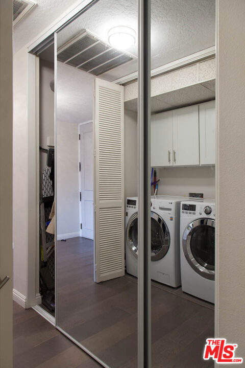 1271 Granville Avenue - Photo 24
