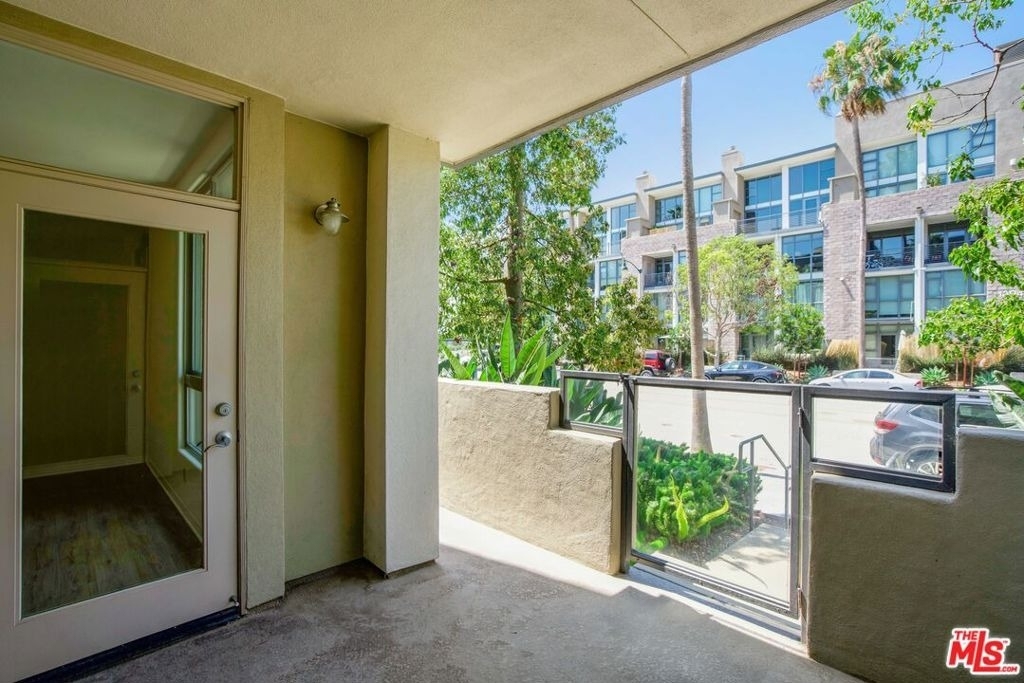13044 Pacific Promenade - Photo 11