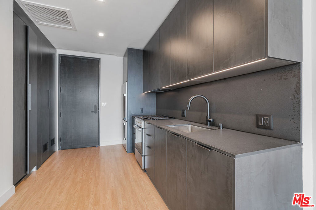 3688 Overland Avenue - Photo 2