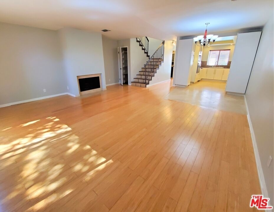 4365 Mclaughlin Avenue - Photo 9