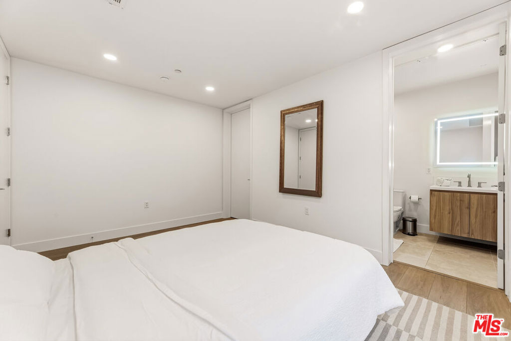 3651 Regal Place - Photo 30