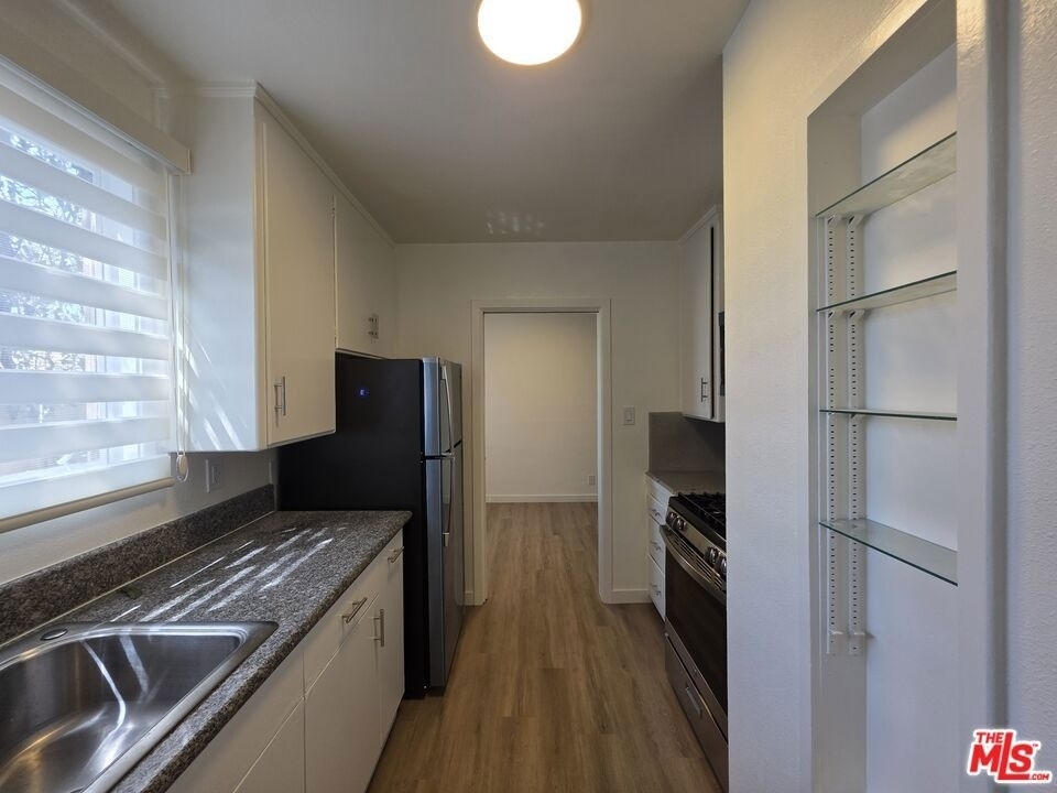 1280 West Boulevard - Photo 10