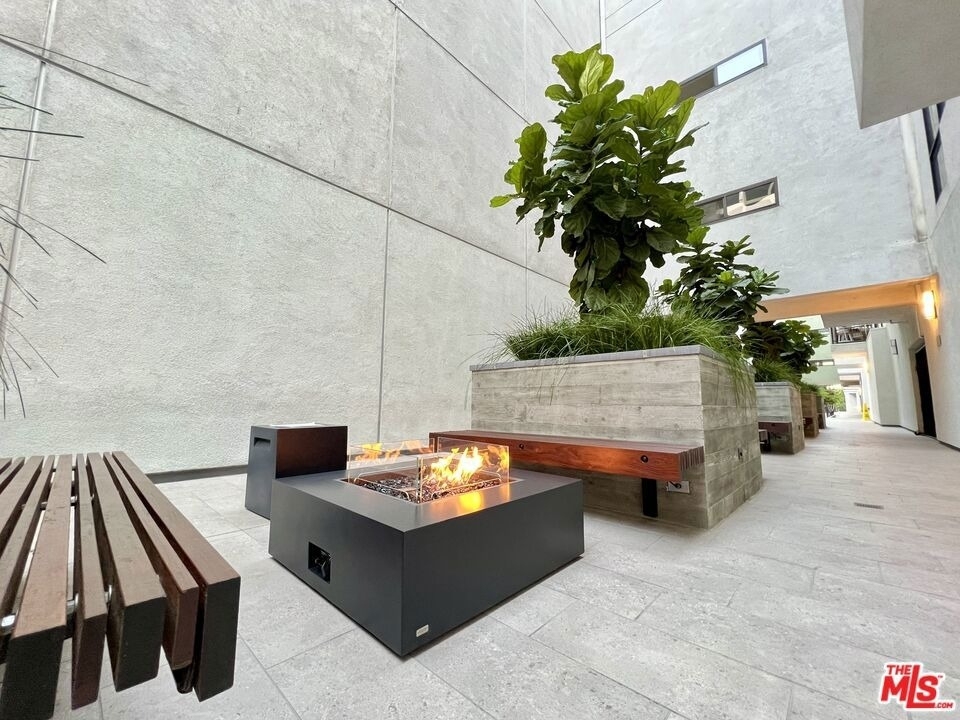 1234 Wilshire Boulevard - Photo 12