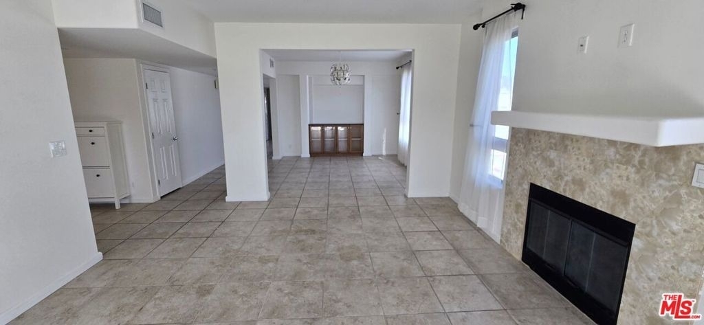 1748 Colby Avenue - Photo 1