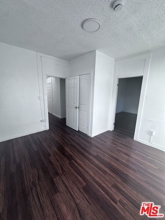844 W Gardena Blvd. - Photo 3