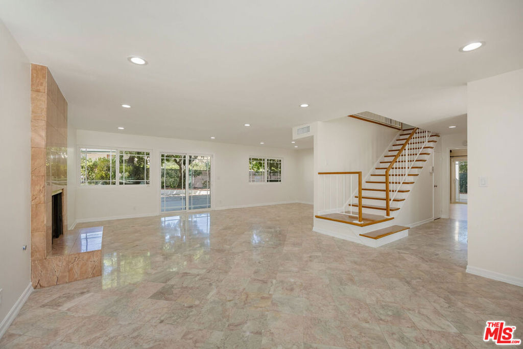 3315 Crail Way - Photo 4