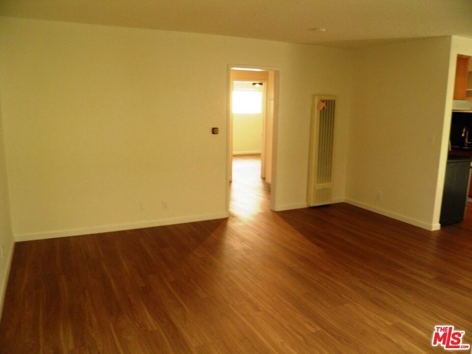 1908 11th Street - Photo 8