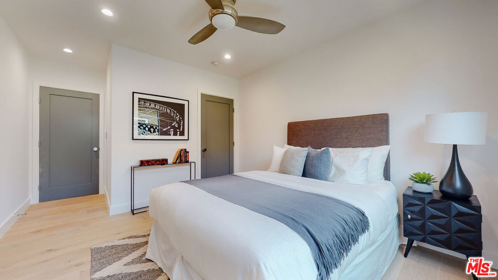 1824 Stearns Drive - Photo 19