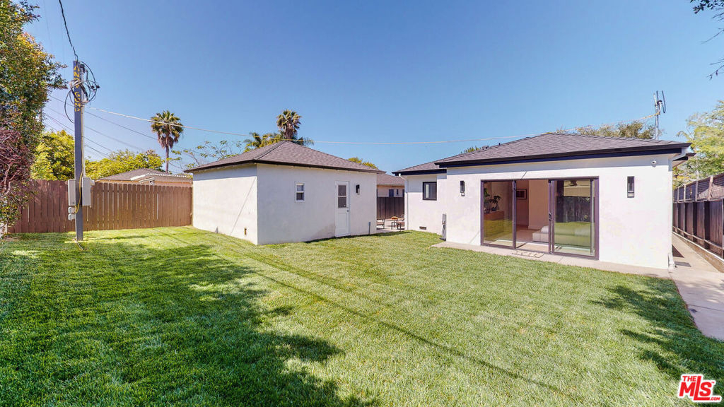 1824 Stearns Drive - Photo 23