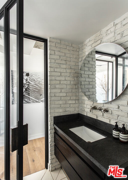 818 N Doheny Drive - Photo 13