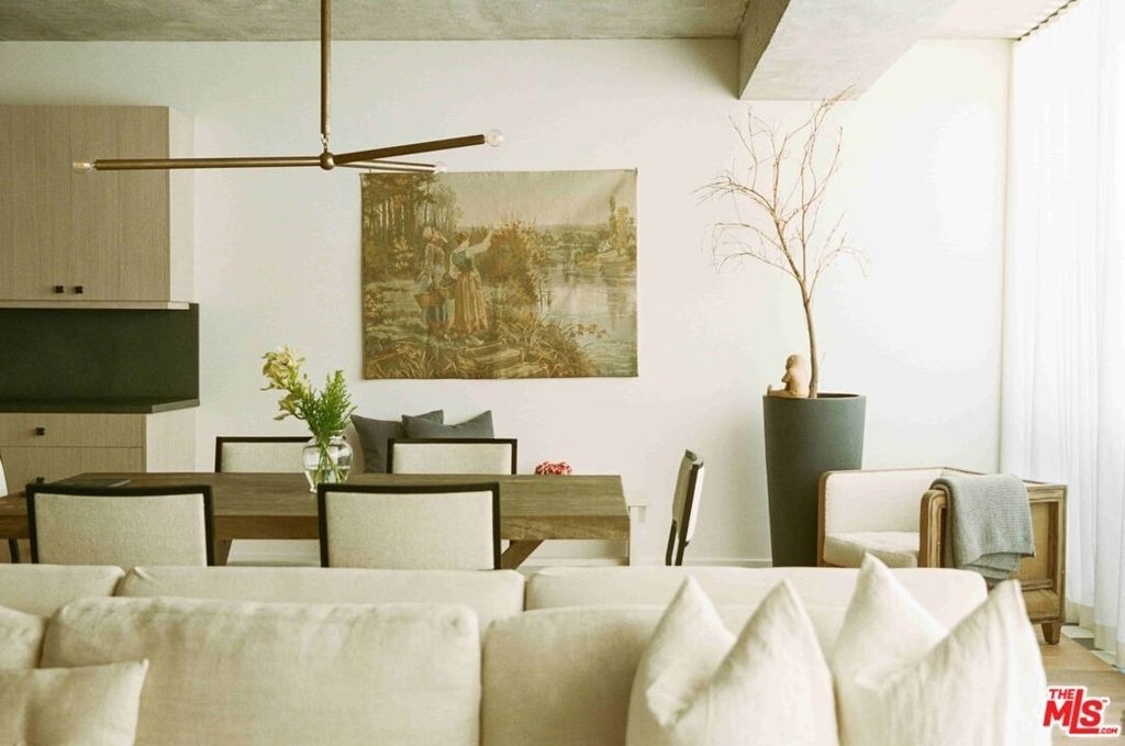 818 N Doheny Drive - Photo 18