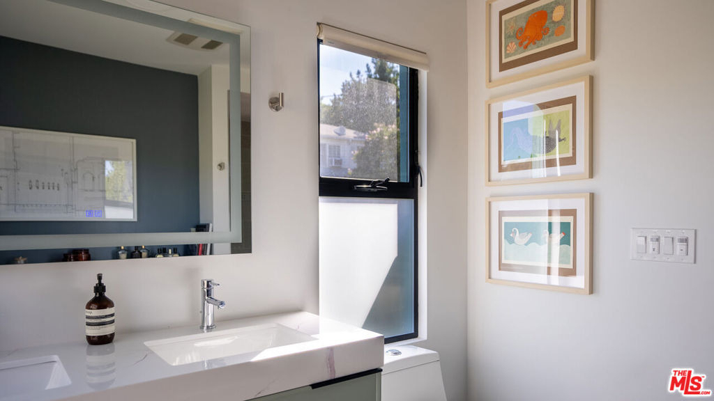 2811 Waverly Drive - Photo 18