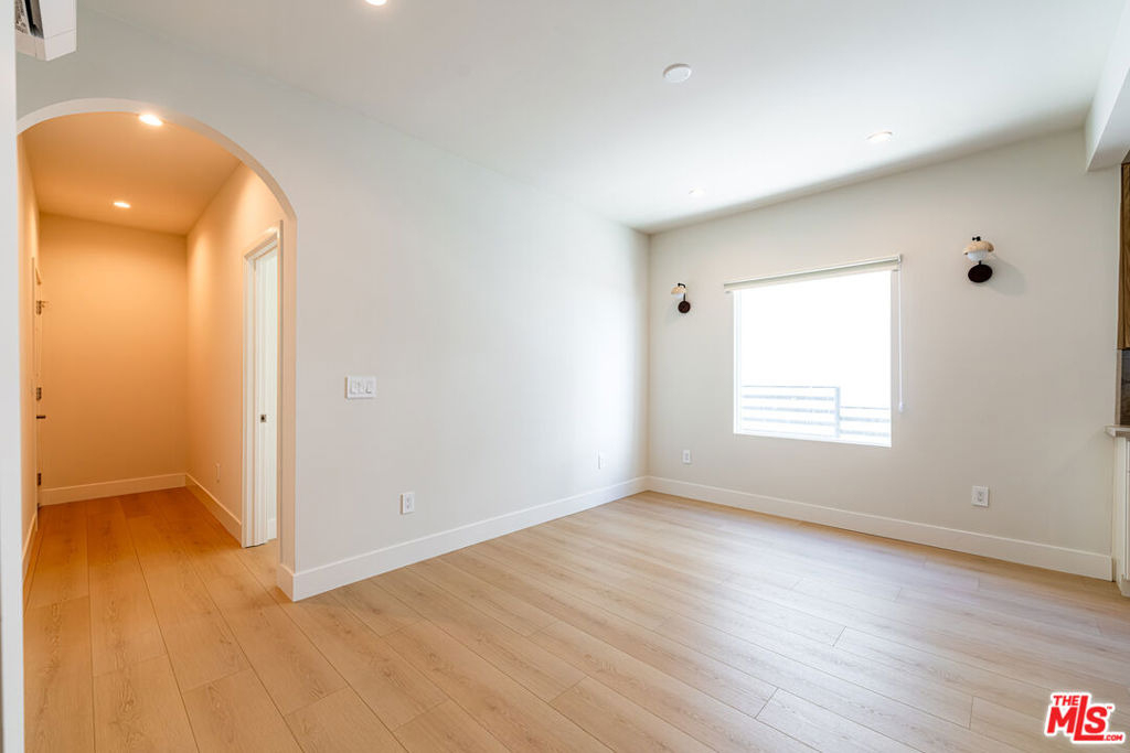 4637 W 18th Street - Photo 16