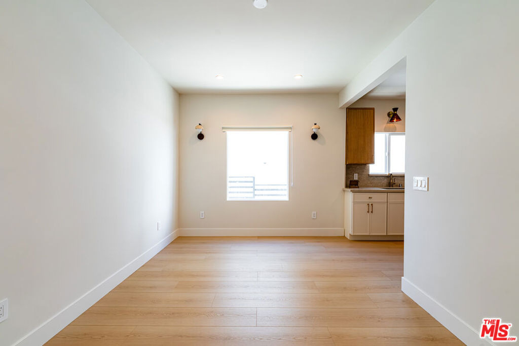 4637 W 18th Street - Photo 17