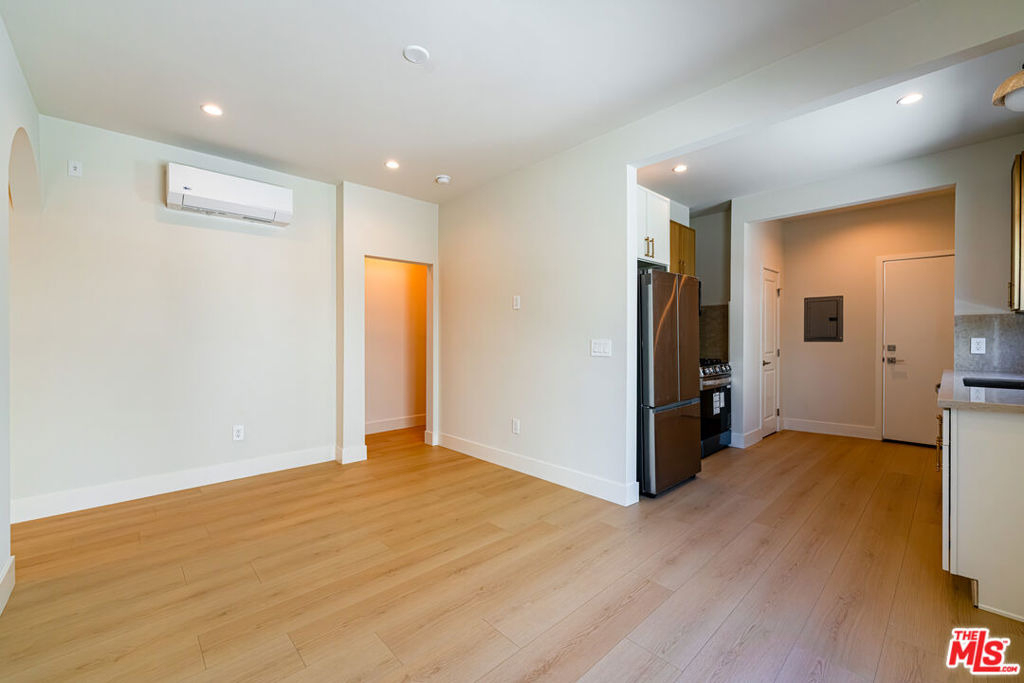 4637 W 18th Street - Photo 21