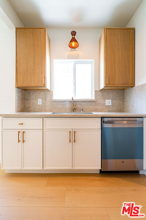 4637 W 18th Street - Photo 6