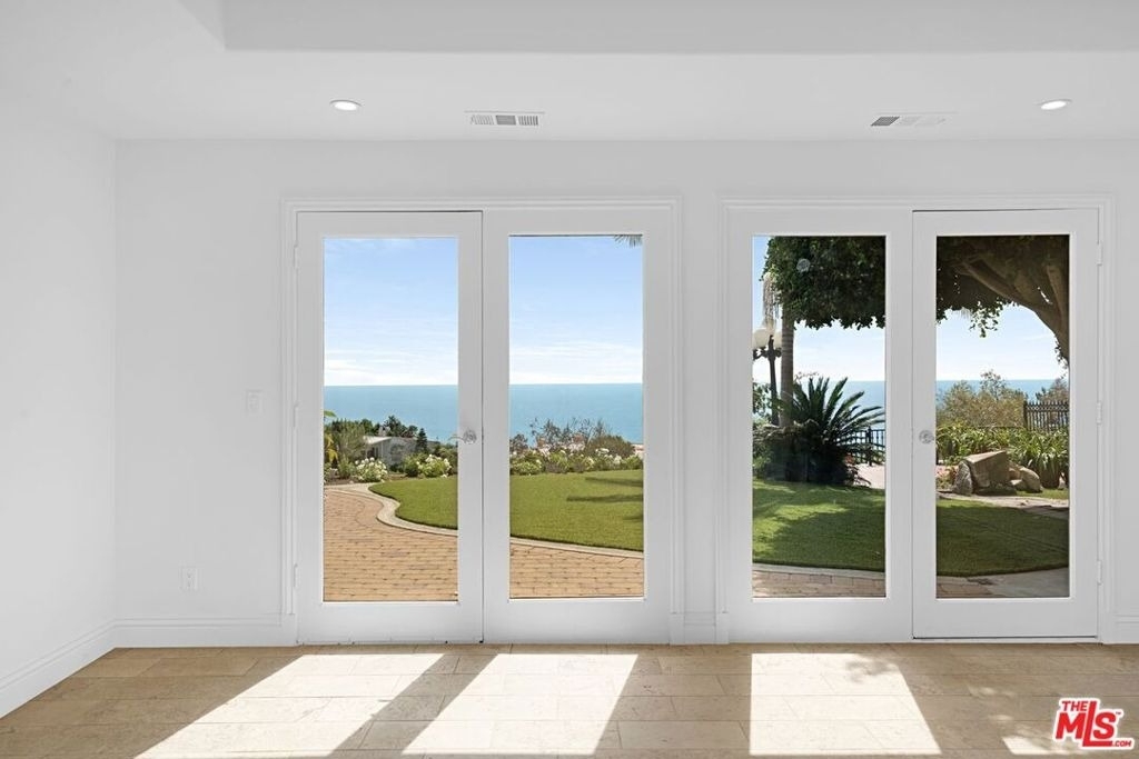 16910 W Sunset Boulevard - Photo 15