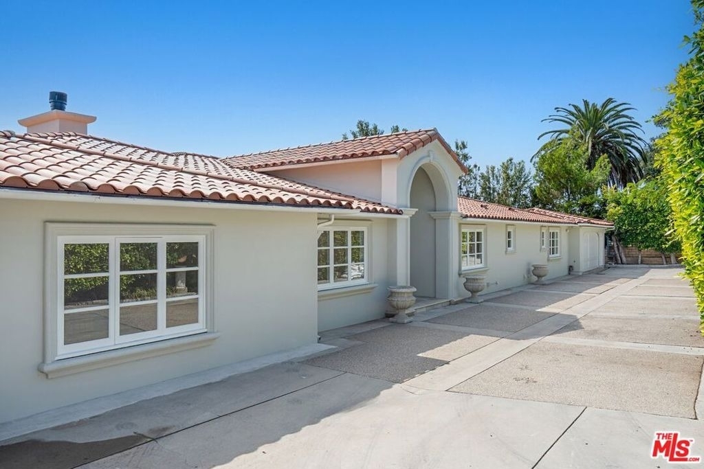 16910 W Sunset Boulevard - Photo 24