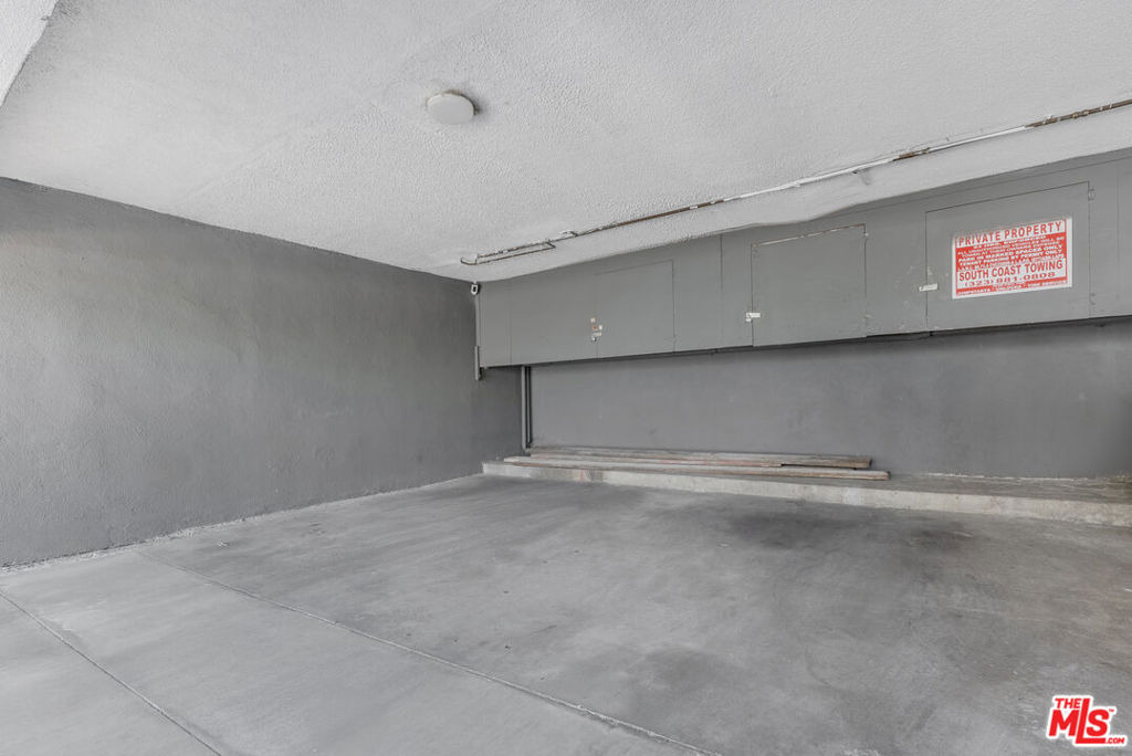 6350 Willoughby Avenue - Photo 16