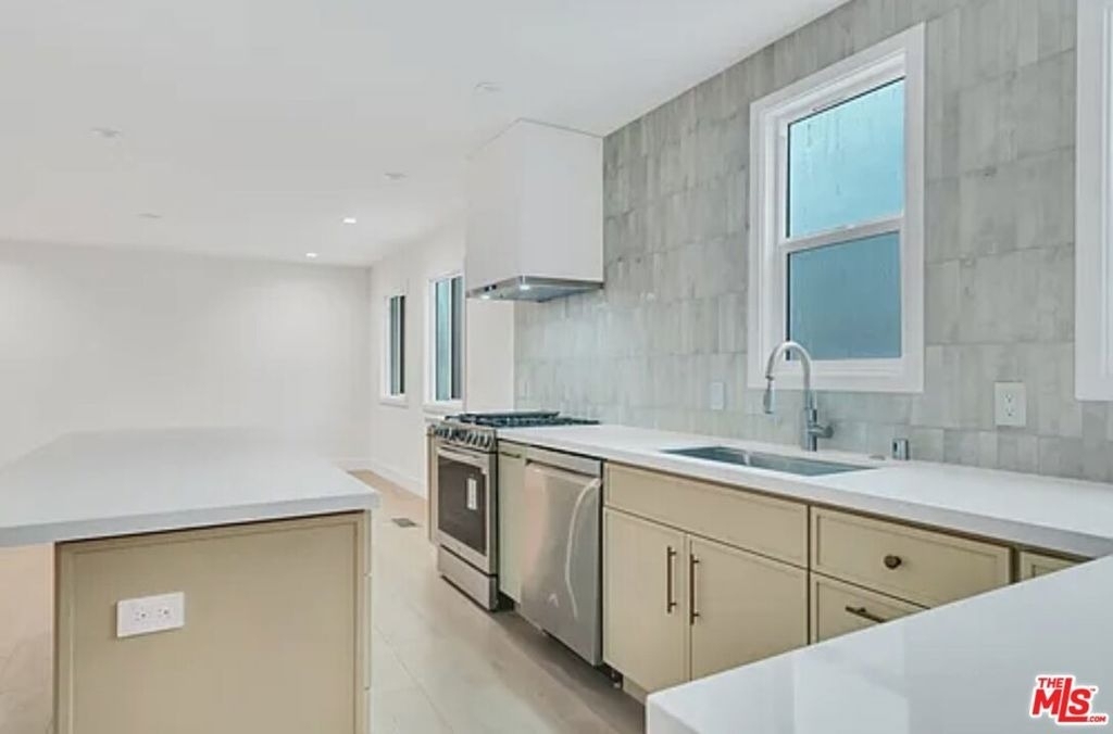 6446 W 6th Street - Photo 14