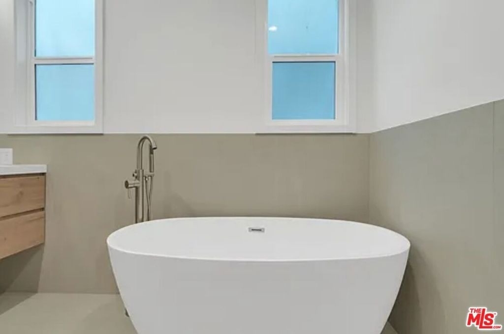 6446 W 6th Street - Photo 19