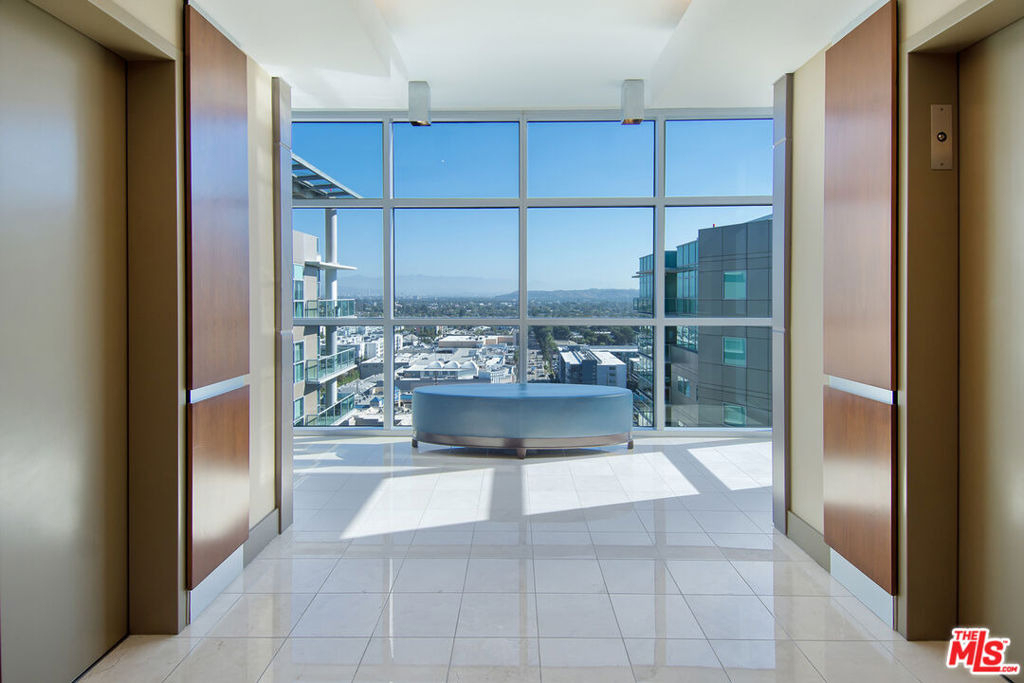 13700 Marina Pointe Drive - Photo 13