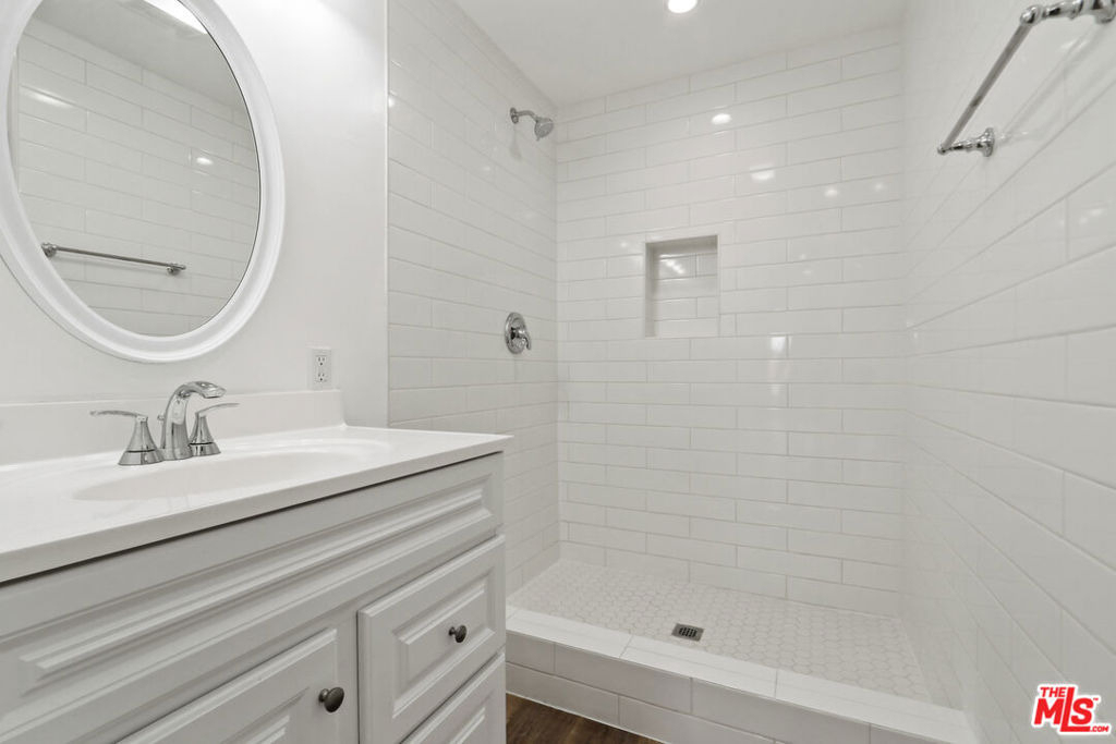 1440 Veteran Avenue - Photo 62