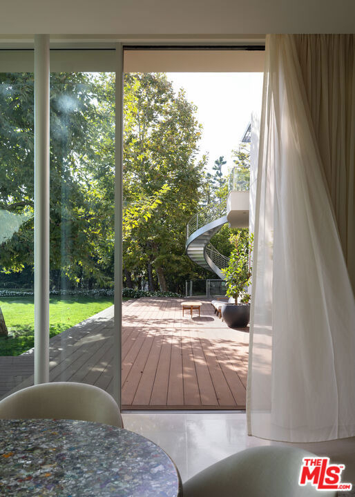 652 Chautauqua Boulevard - Photo 19