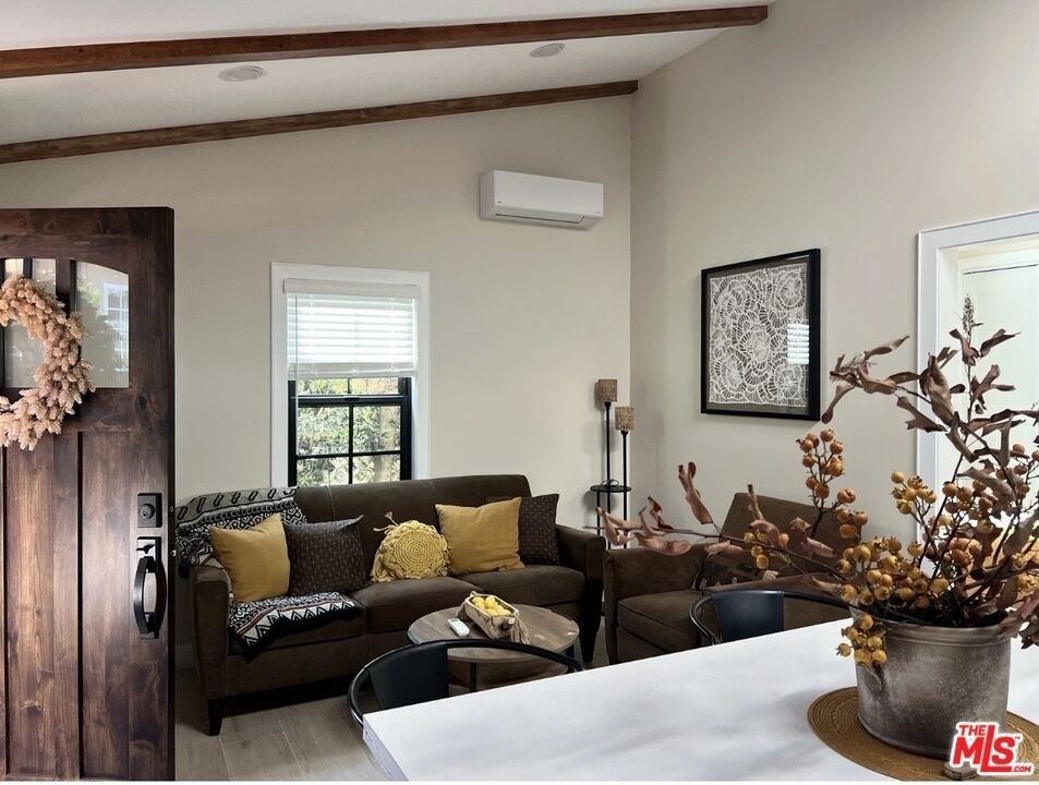 4813 Sawtelle Boulevard - Photo 2
