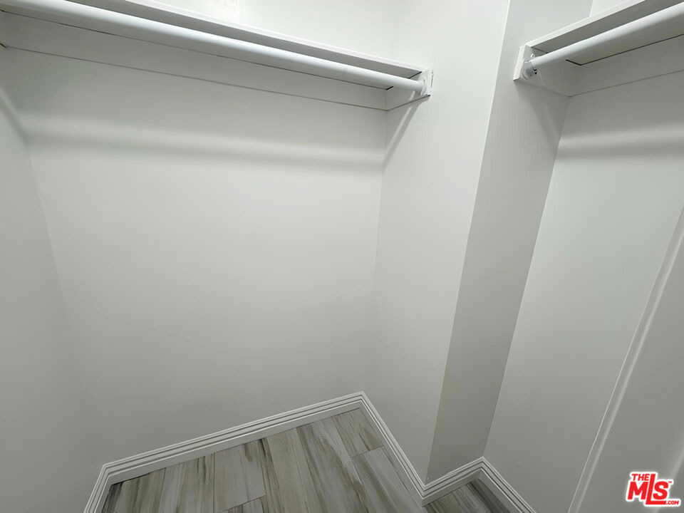 1247 11th Street - Photo 11