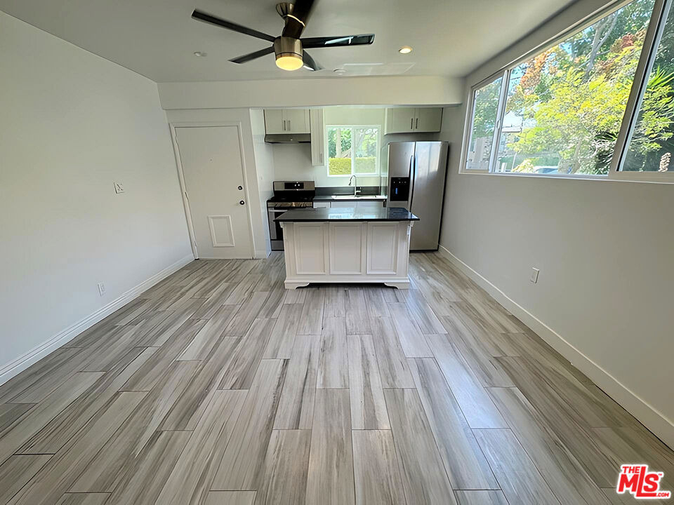 1247 11th Street - Photo 8