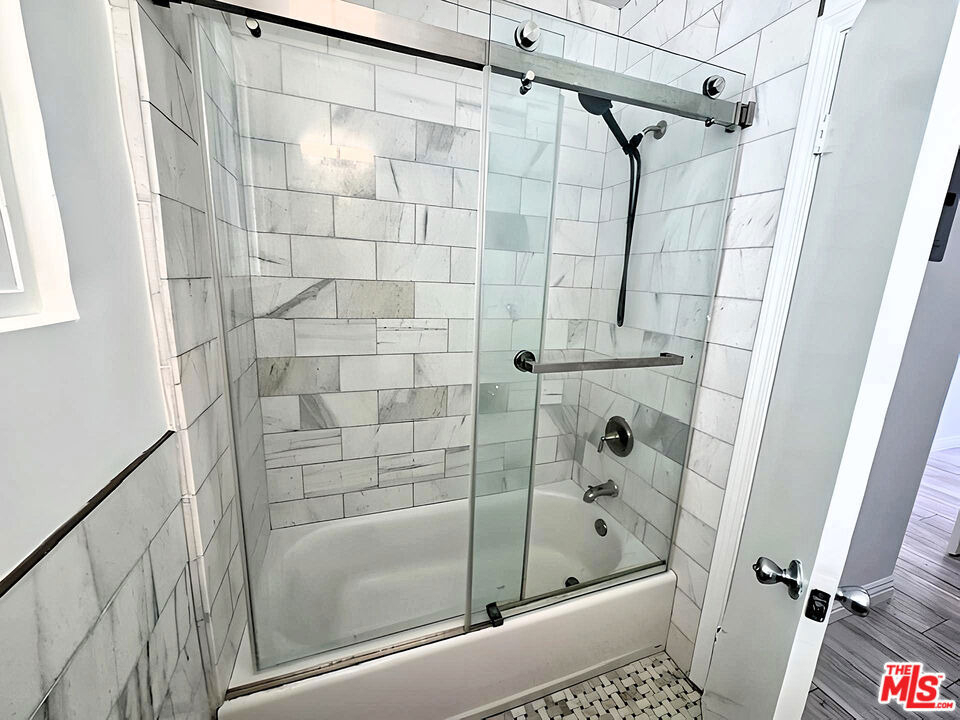1247 11th Street - Photo 13