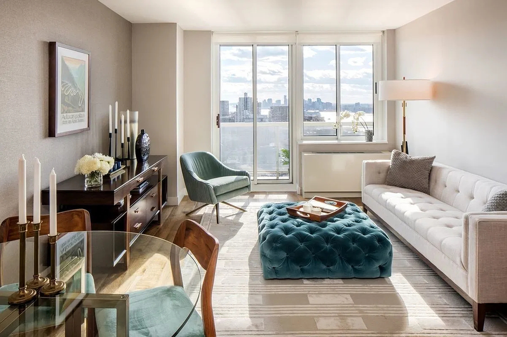 560 West 43rd Street - Photo 0