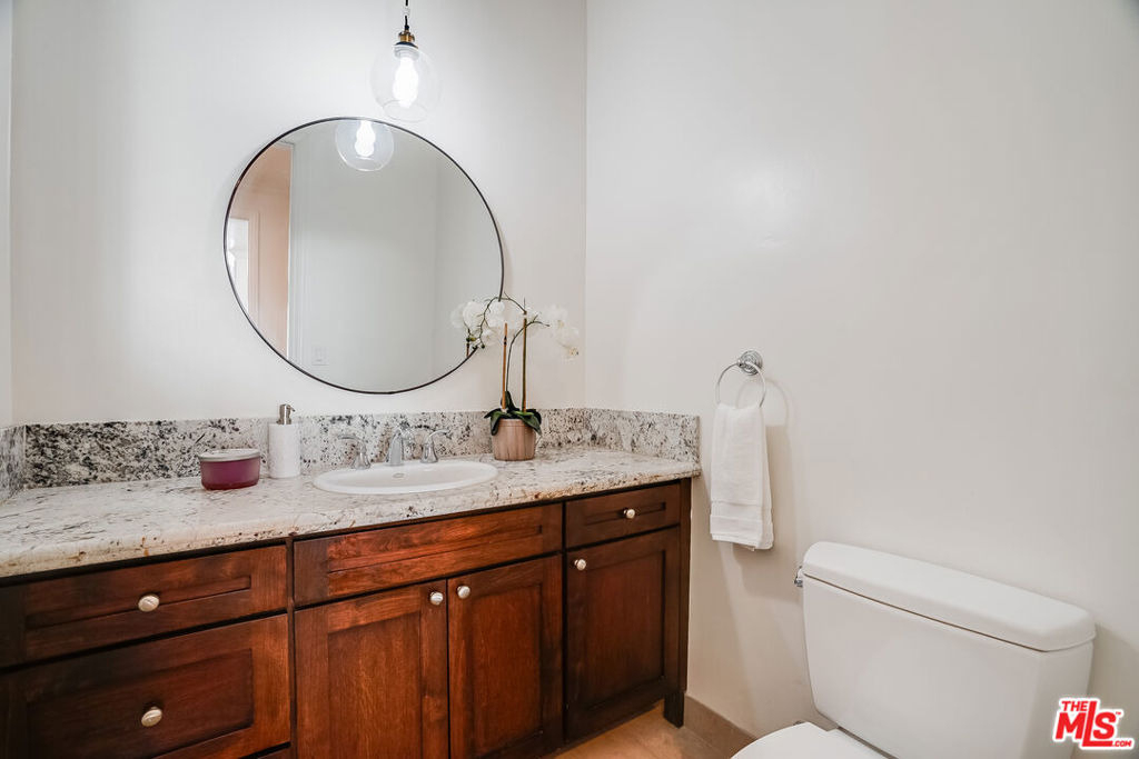 430 N Maple Drive - Photo 17