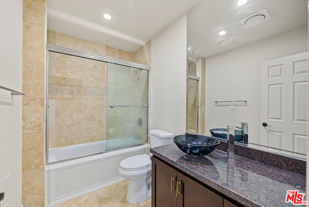6622 Ocean Crest Drive - Photo 25