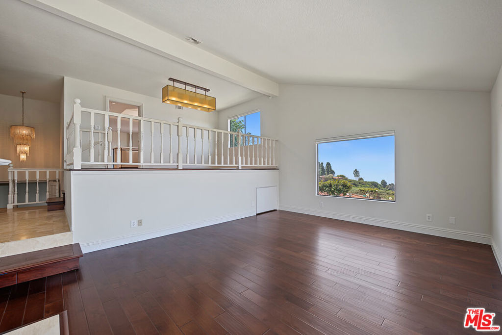 6622 Ocean Crest Drive - Photo 4