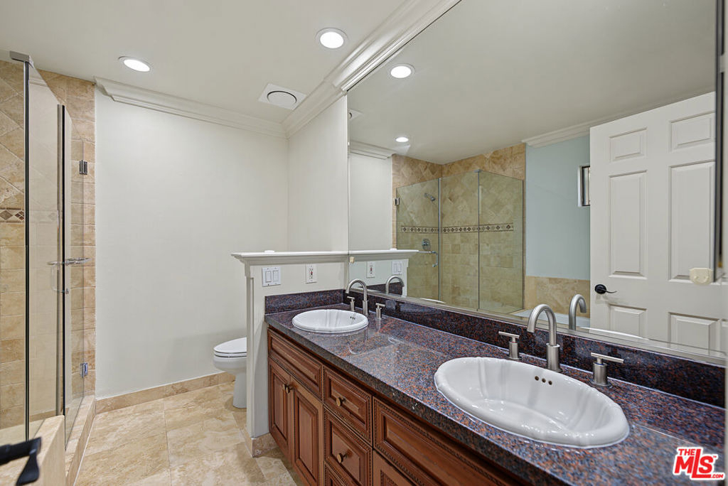 6622 Ocean Crest Drive - Photo 20