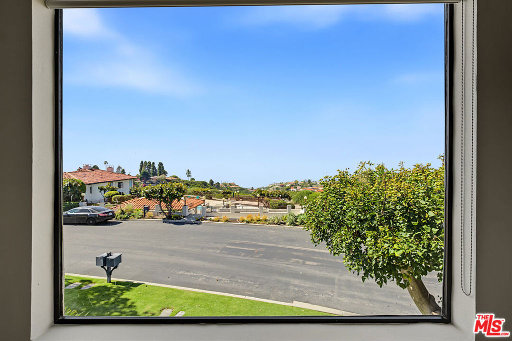6622 Ocean Crest Drive - Photo 6