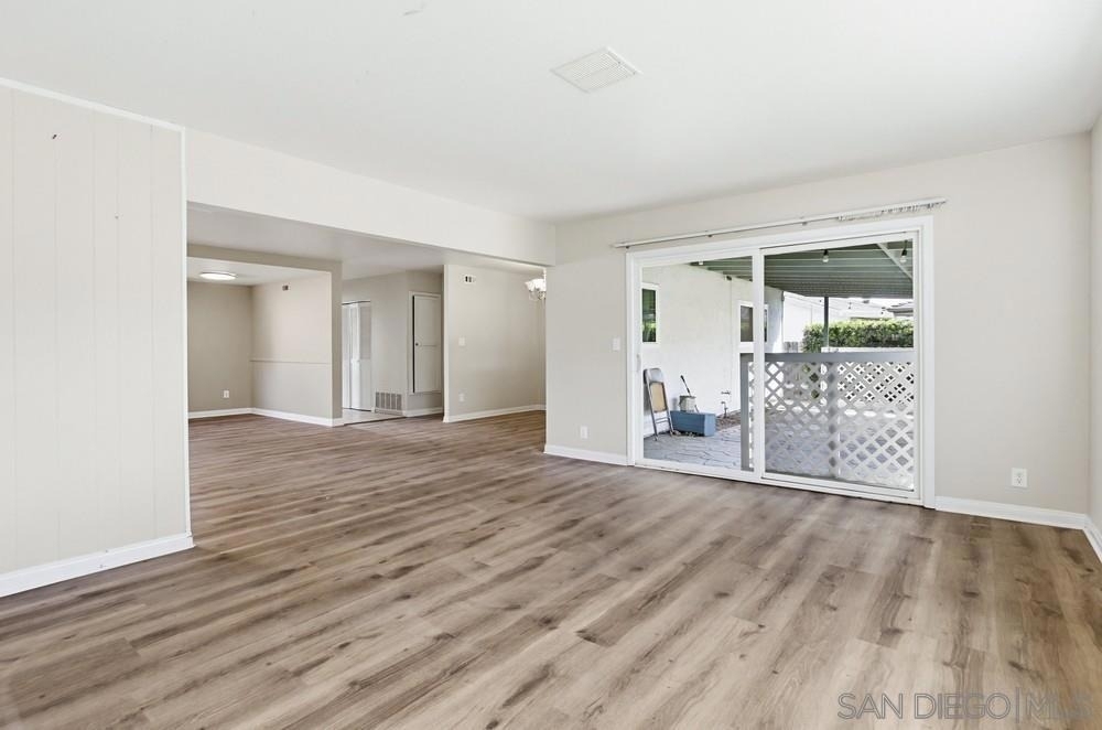 6390 Belle Glade Ave - Photo 12